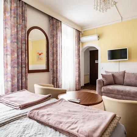 Alter Telegraf Hotel 3*