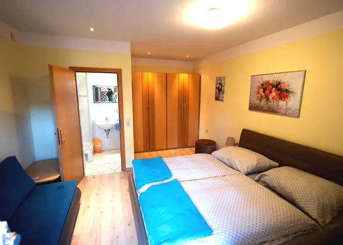 Alter Telegraf Готель 3*